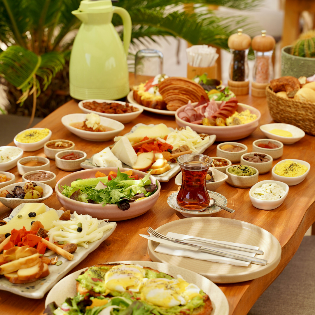 Alaçatı Tatil Kahvaltı Salonları